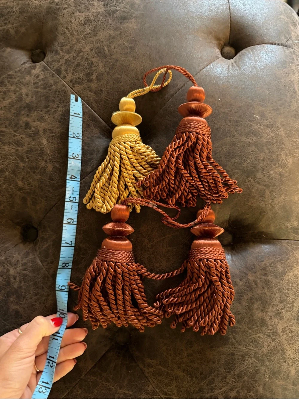 Decorative Burgundy and Gold Tassel Set of 4 Home Wall Decor